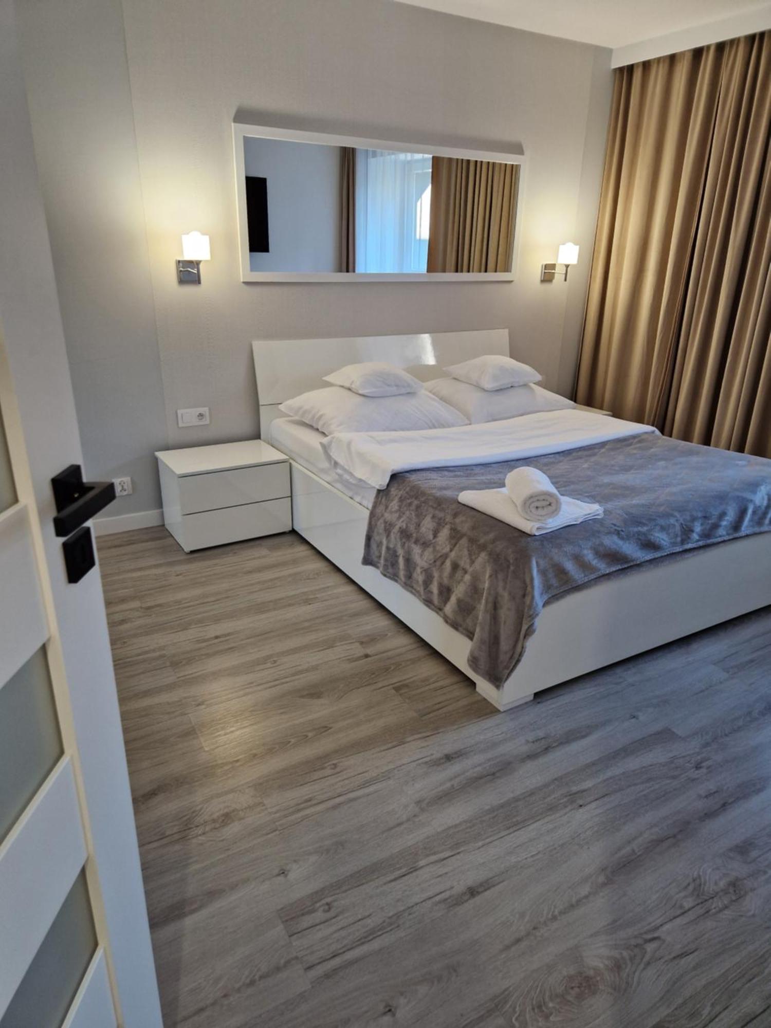Apartament Mountains Gory Sowie Jugow ภายนอก รูปภาพ